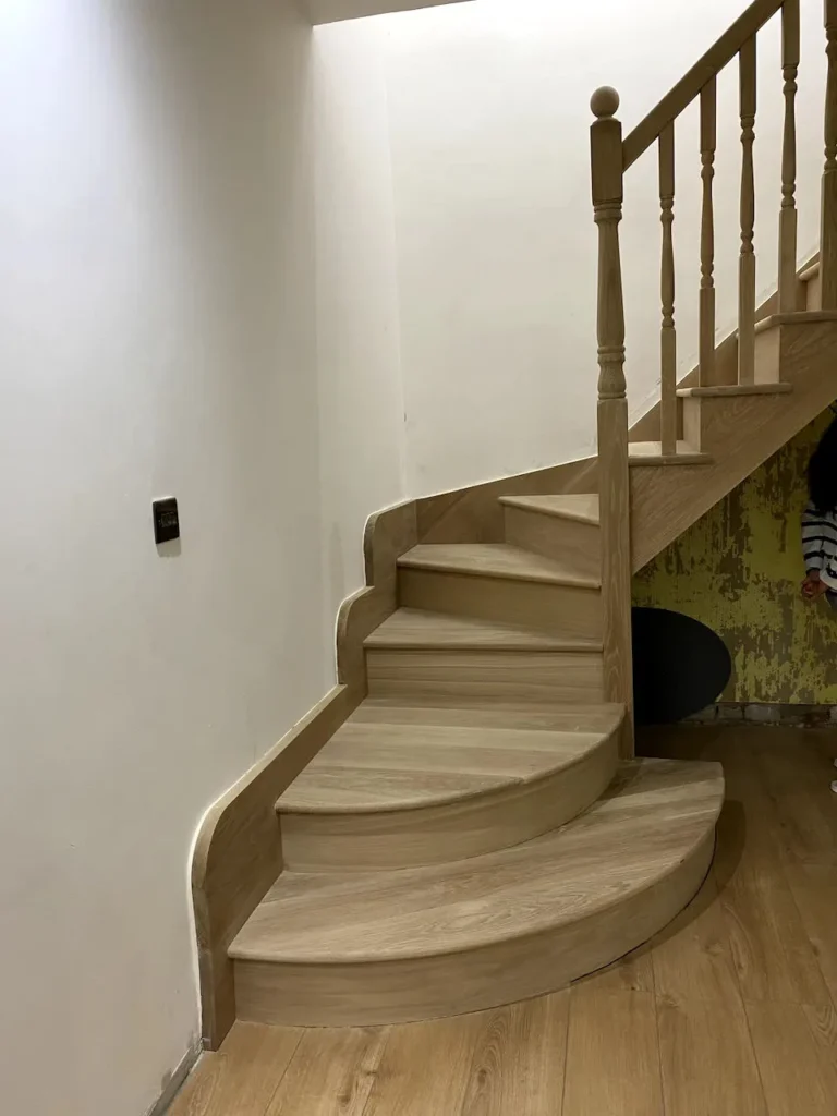 345306B7-DA1A-4F41-A776-216389A4A772