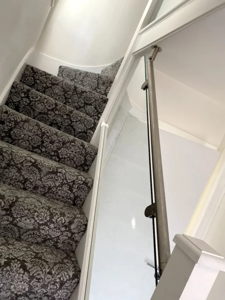 98D66353-29F6-42A9-A77B-97A74405C45B